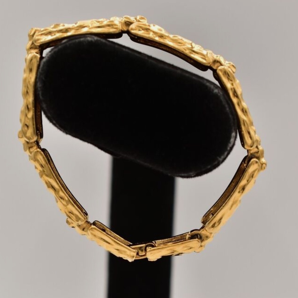 Vintage Monet Textured Rectangle Link Runway Brac… - image 3